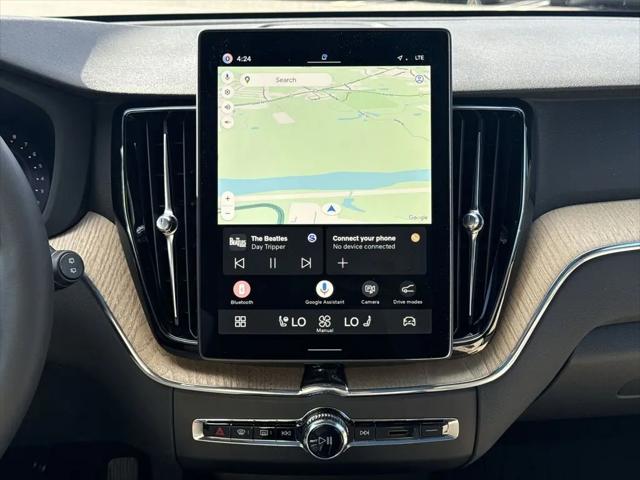 2026 Volvo XC60 B5 Core