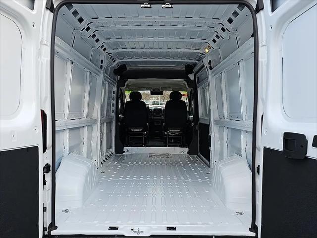 2025 Ram ProMaster 2500 Cargo Van Tradesman High Roof 159" WB w/Pass Seat