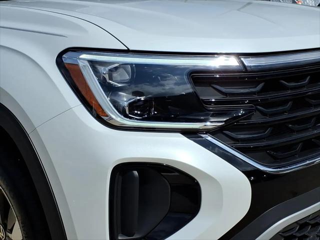 2026 Volkswagen Atlas Cross Sport SE