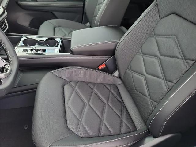 2026 Volkswagen Atlas SE with Technology