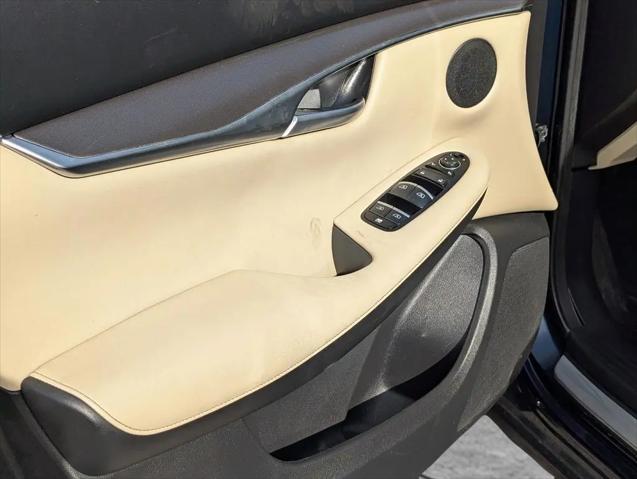 2022 INFINITI QX50 LUXE