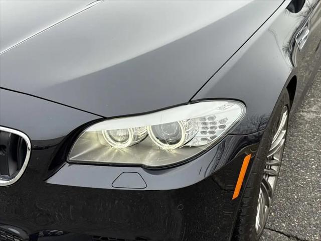 2013 BMW M5 Standard