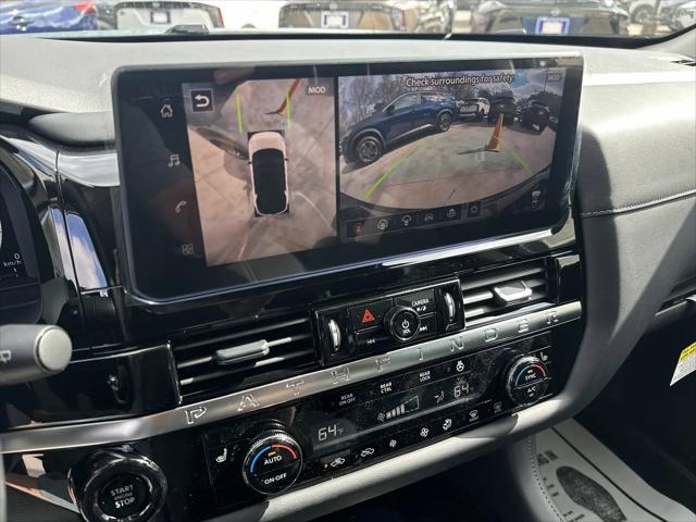 2026 Nissan Pathfinder SL