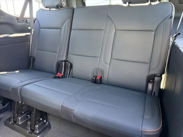 2026 GMC Yukon XL 4WD AT4