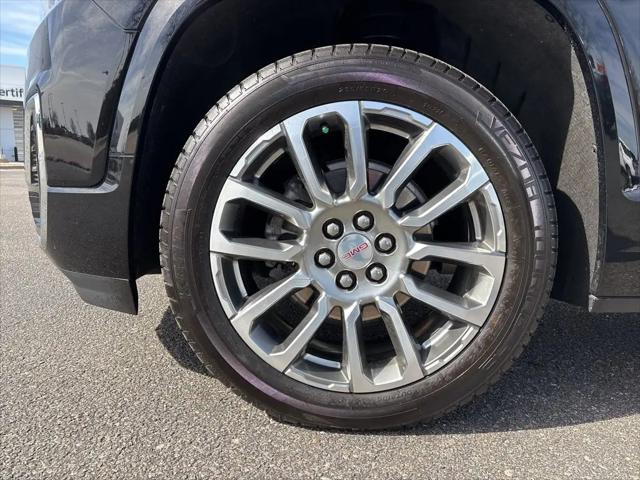 2023 GMC Acadia FWD Denali