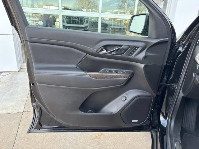 2023 GMC Acadia FWD Denali