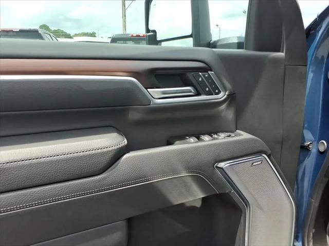 2026 GMC Sierra 2500HD Crew Cab, Standard Bed, Denali, 4WD