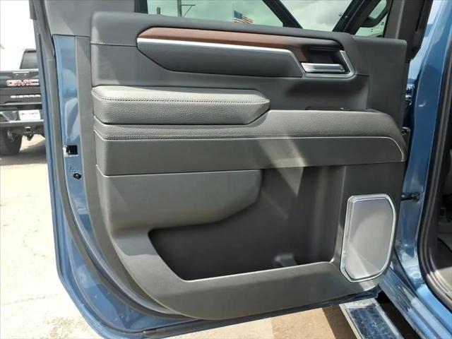 2026 GMC Sierra 2500HD Crew Cab, Standard Bed, Denali, 4WD