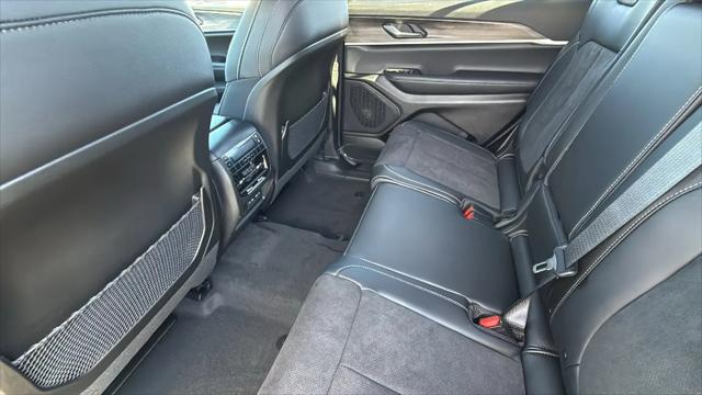 2026 Jeep Grand Cherokee L Altitude 4x4