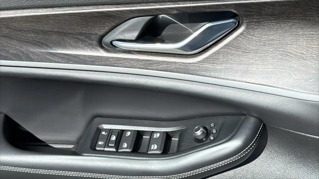 2026 Jeep Grand Cherokee L Altitude 4x4