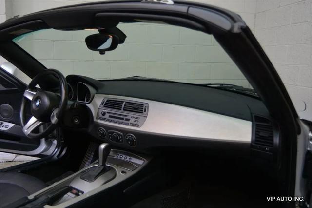 2003 BMW Z4 3.0i