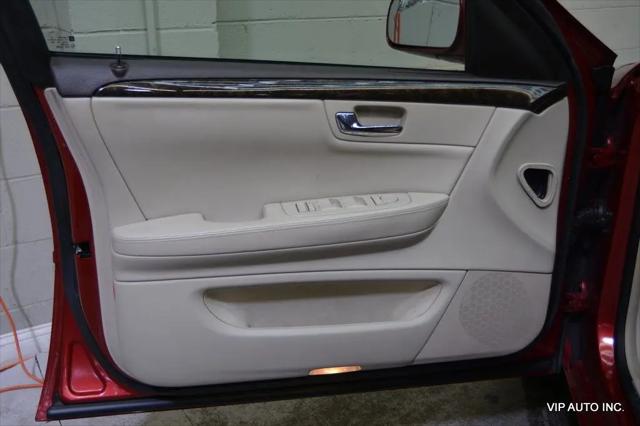 2010 Cadillac DTS Standard