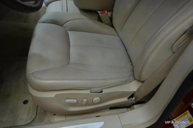 2010 Cadillac DTS Standard