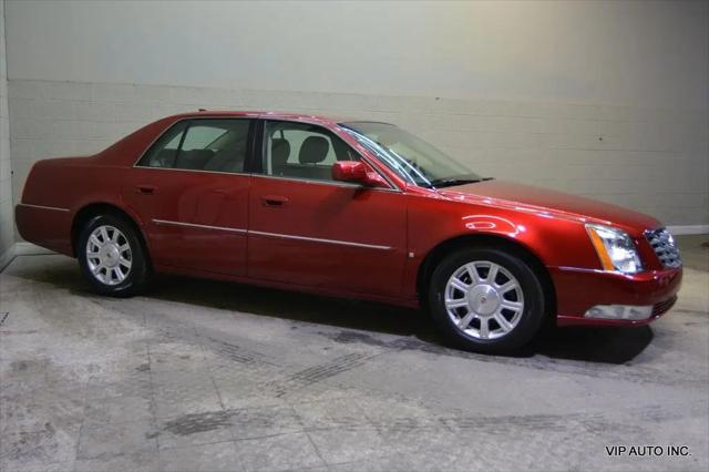 2010 Cadillac DTS Standard