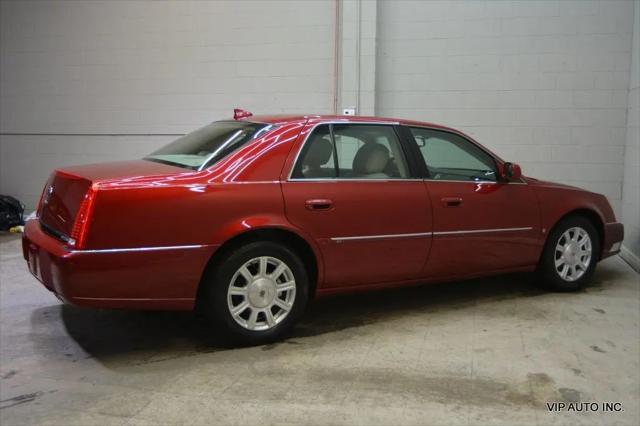 2010 Cadillac DTS Standard