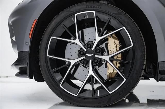 2025 Aston Martin DBX 707