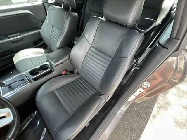 2014 Dodge Challenger SXT Plus