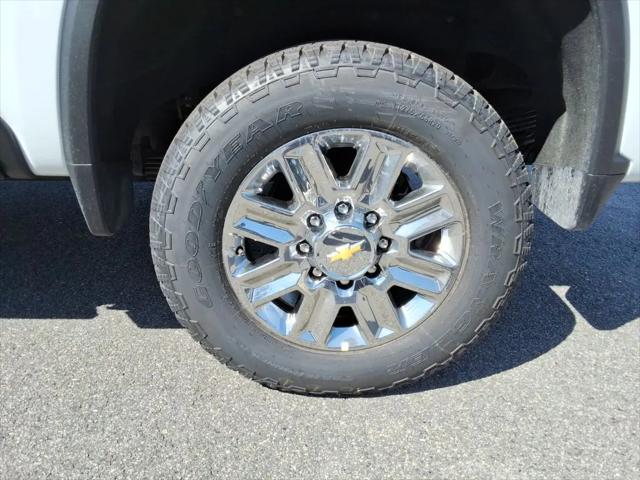 2026 Chevrolet Silverado 2500HD Crew Cab, Standard Bed, High Country, 4WD