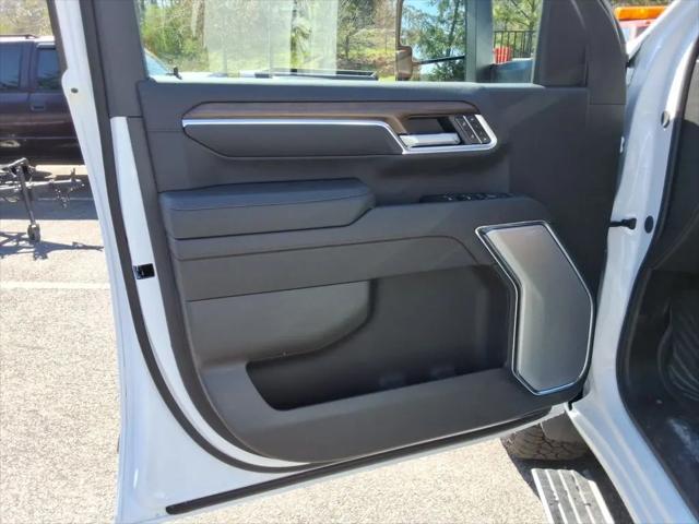 2026 Chevrolet Silverado 2500HD Crew Cab, Standard Bed, High Country, 4WD