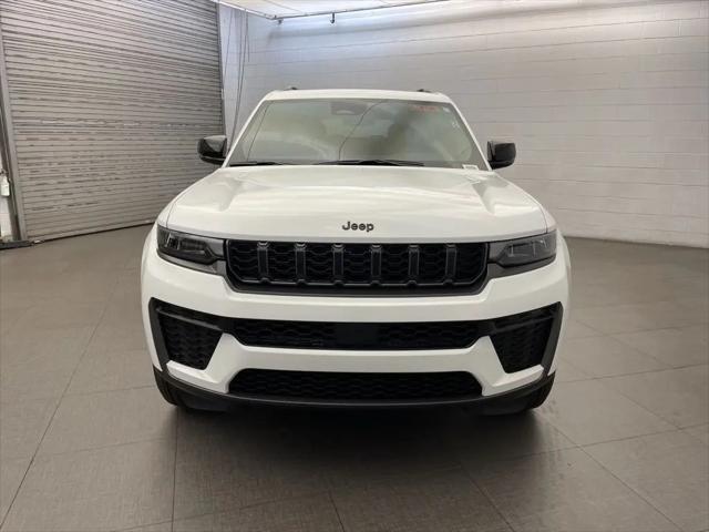 2026 Jeep Grand Cherokee L Altitude 4x4