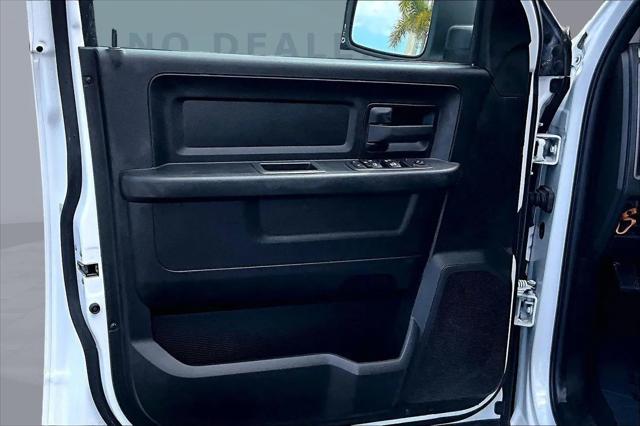 2022 Ram 1500 Classic Tradesman Crew Cab 4x2 5'7" Box