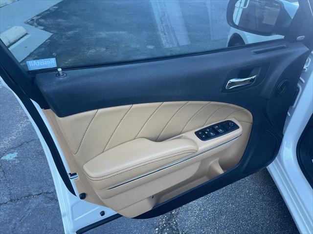 2013 Dodge Charger R/T Plus
