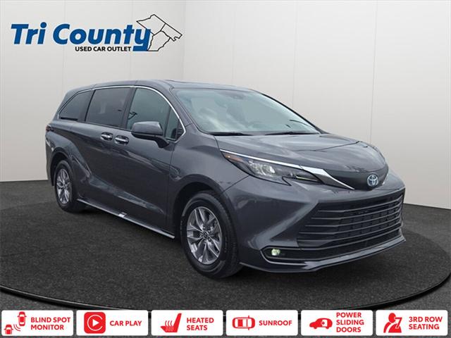 2025 Toyota Sienna XLE