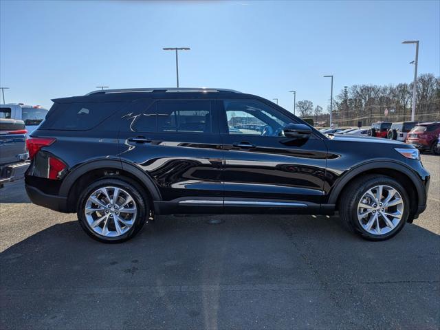 2022 Ford Explorer Platinum 2022 Ford Explorer Platinum