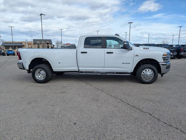 2026 RAM Ram 3500 RAM 3500 BIG HORN CREW CAB 4X4 8 BOX