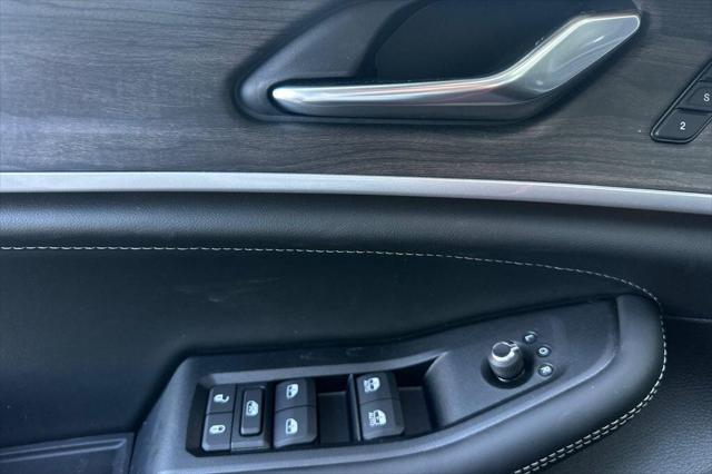 2026 Jeep Grand Cherokee L Grand Cherokee Limited Reserve 4x4