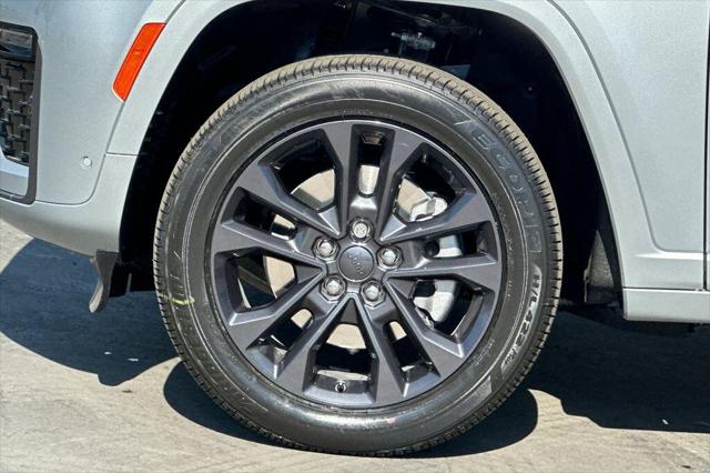 2026 Jeep Grand Cherokee L Grand Cherokee Limited Reserve 4x4