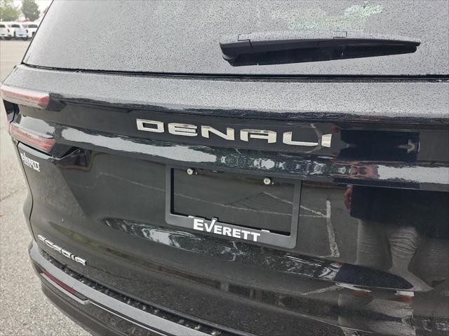 2026 GMC Acadia Denali Ultimate FWD