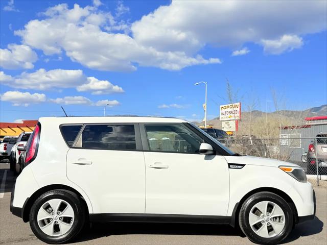 2015 Kia Soul Base