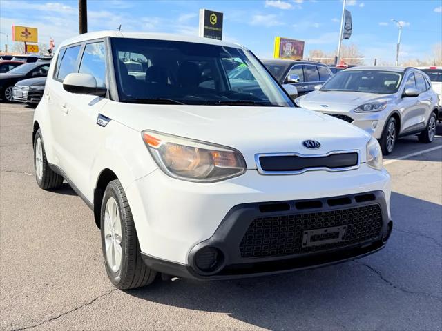 2015 Kia Soul Base