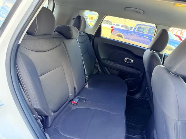 2015 Kia Soul Base