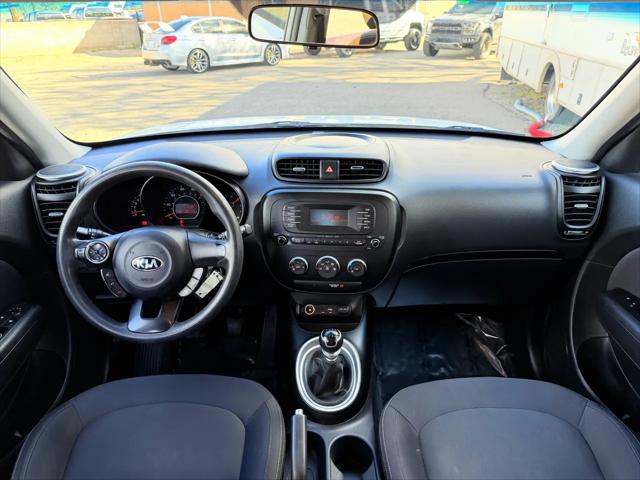 2015 Kia Soul Base