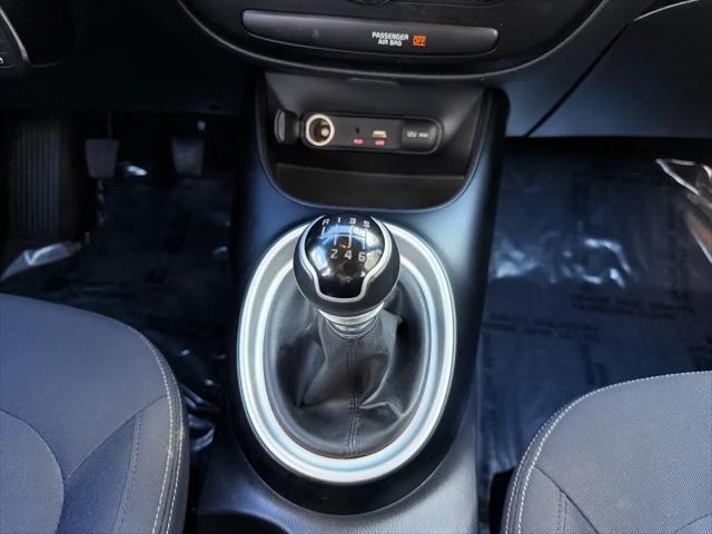 2015 Kia Soul Base