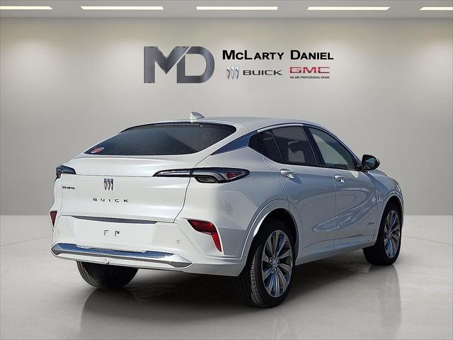 2026 Buick NV Avenir FWD