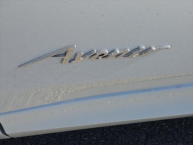 2026 Buick NV Avenir FWD