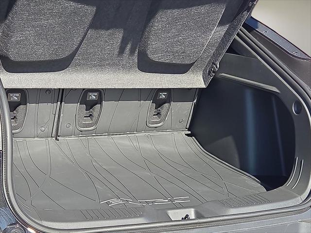 2026 Buick NV Preferred FWD