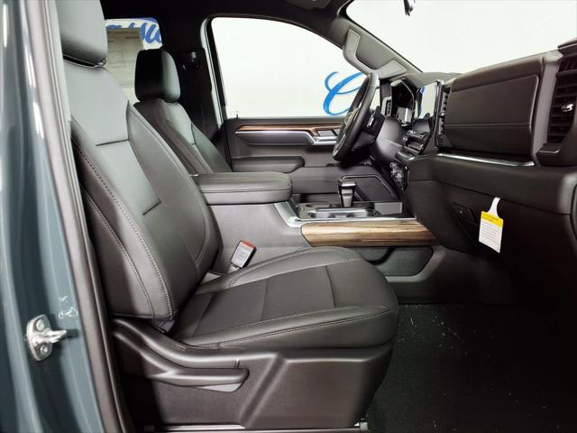 2026 Chevrolet Silverado 1500 4WD Crew Cab Standard Bed LT