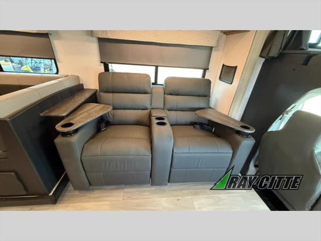 2026 Ford E-450 Cutaway Unknown