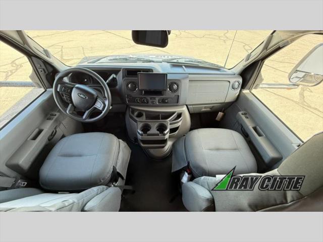 2026 Ford E-450 Cutaway Unknown