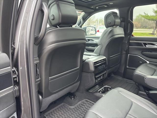 2026 Jeep Grand Wagoneer Upland 4x4