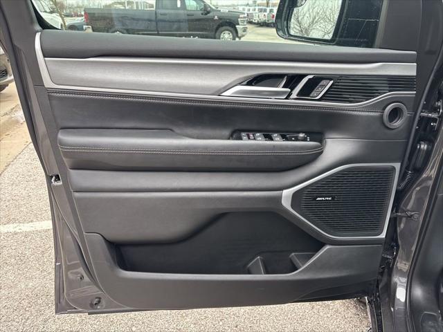 2026 Jeep Grand Wagoneer Upland 4x4