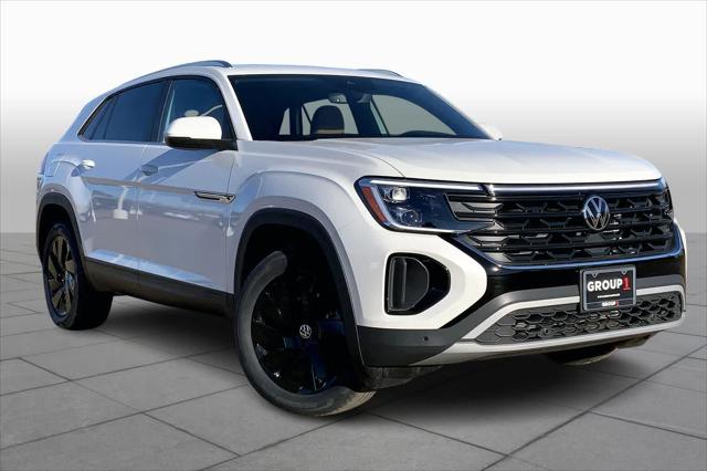 2026 Volkswagen Atlas Cross Sport SE with Technology