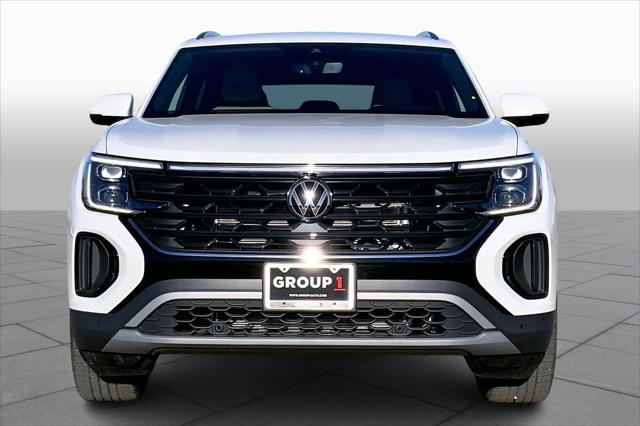 2026 Volkswagen Atlas Cross Sport SE with Technology