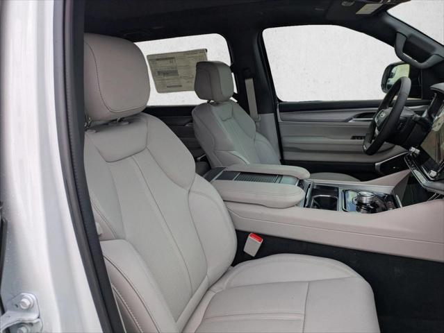 2026 Jeep Grand Wagoneer 4x2
