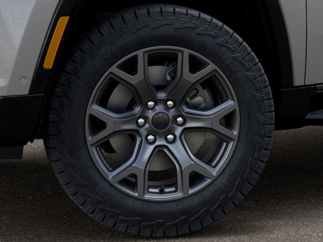 New 2026 Silver-Zynith Exterior Paint Jeep Grand Wagoneer image 69