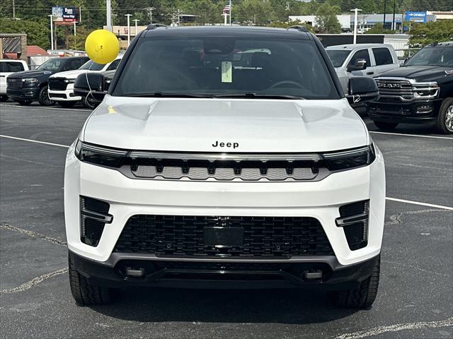 2026 Wagoneer Grand Wagoneer GRAND WAGONEER UPLAND 4X4